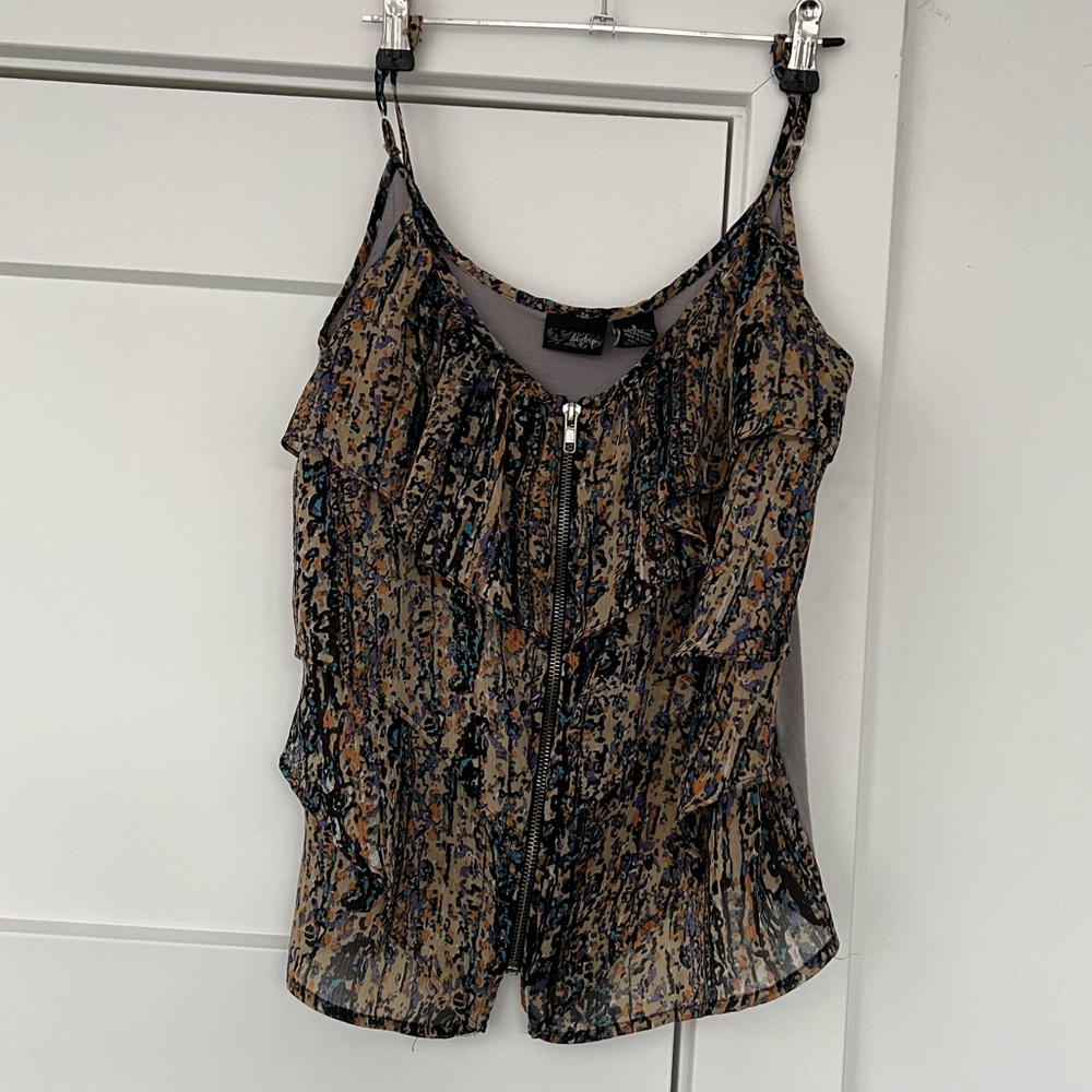Daytrip Ruffle zipper front blouse